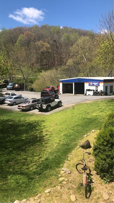 Highway 72 Auto Repair shop and parking lot